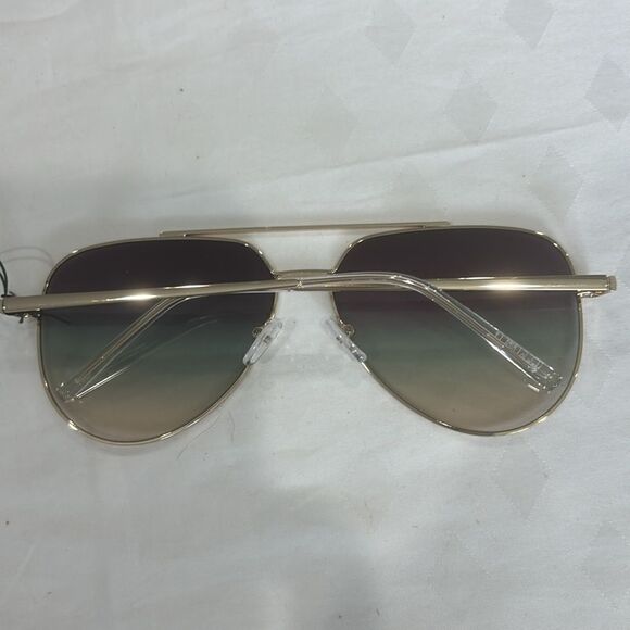 NWT Otra Billie two toned (green/purple) lens and gold frame aviators. - Picture 2 of 4